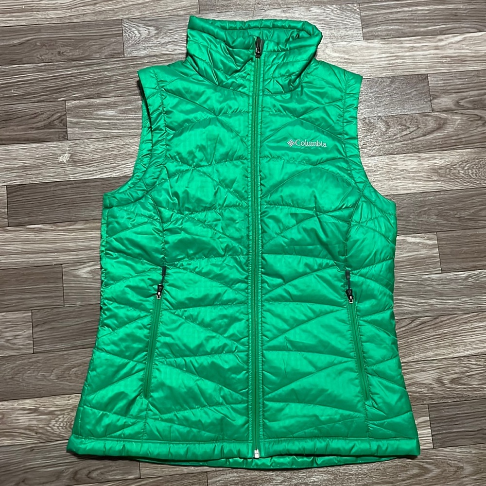 Columbia Vest NWOT Womens Medium